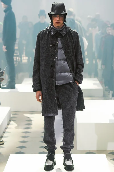 Look 2